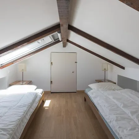 Casa de Férias Stone-and-style With Shared Heated Pool Sintra